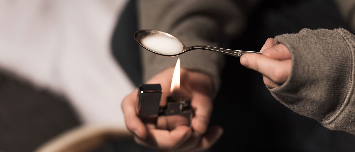 What Is Freebasing? Understanding the Practice, Its Risks and Effects on Health